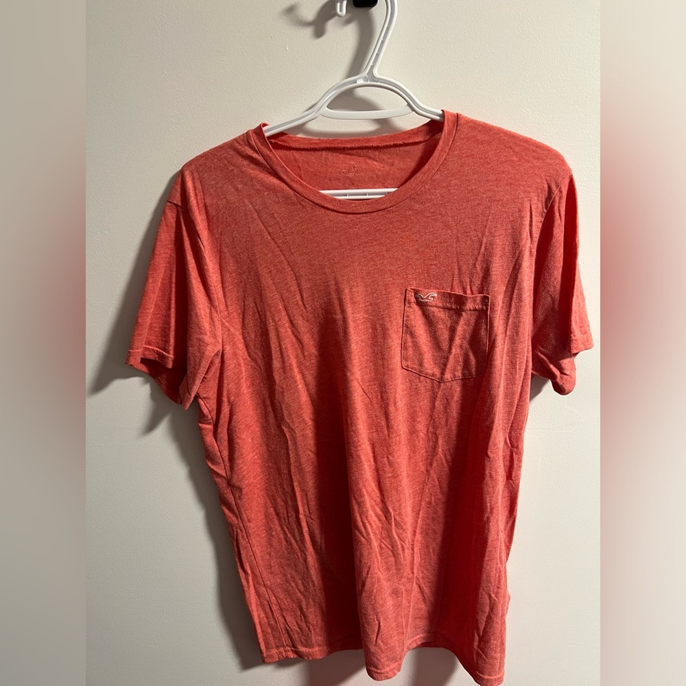 Hollister tshirt